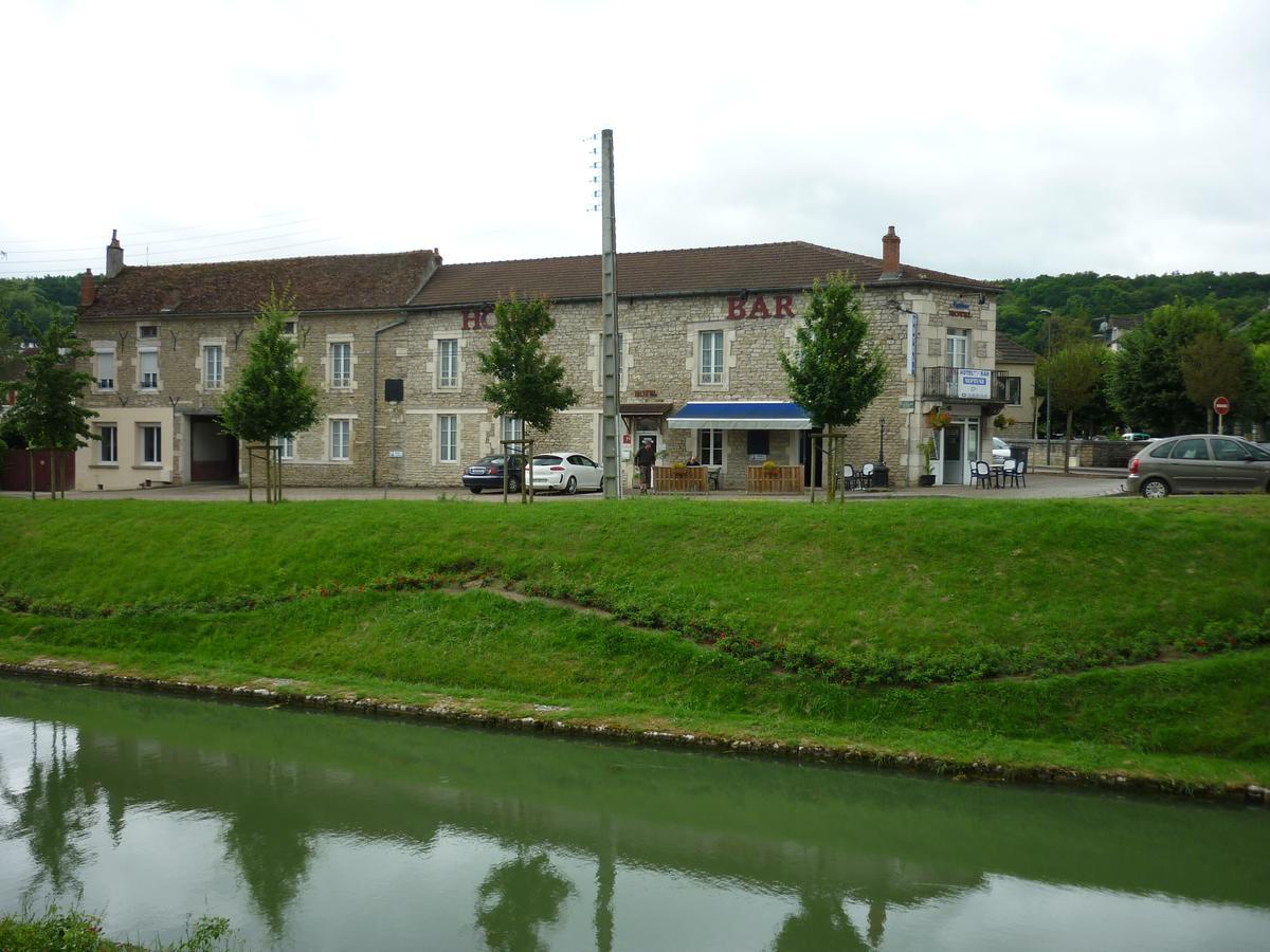 Hotel Neptune Montbard Exteriör bild